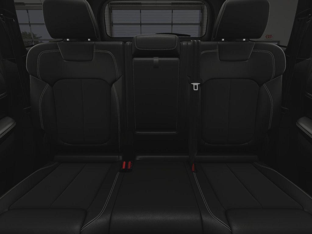 new 2025 Jeep Grand Cherokee car, priced at $48,870