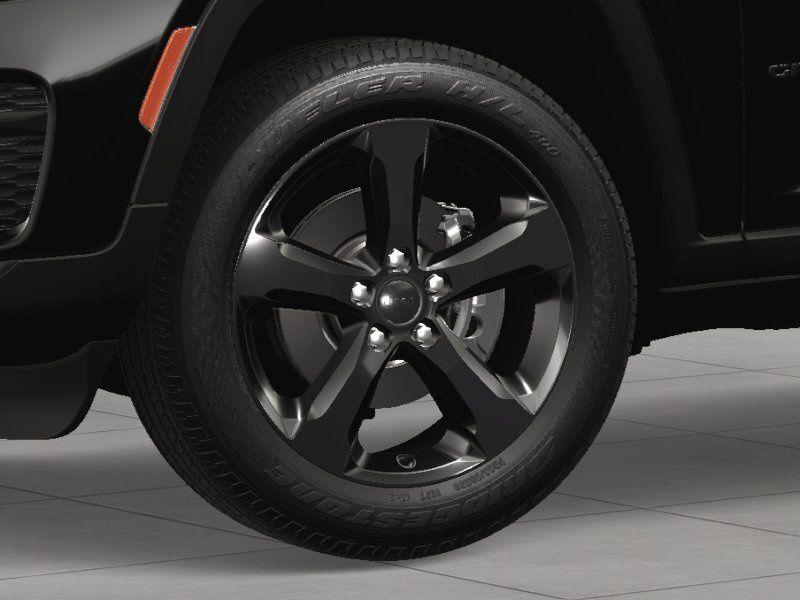 new 2025 Jeep Grand Cherokee car, priced at $48,870