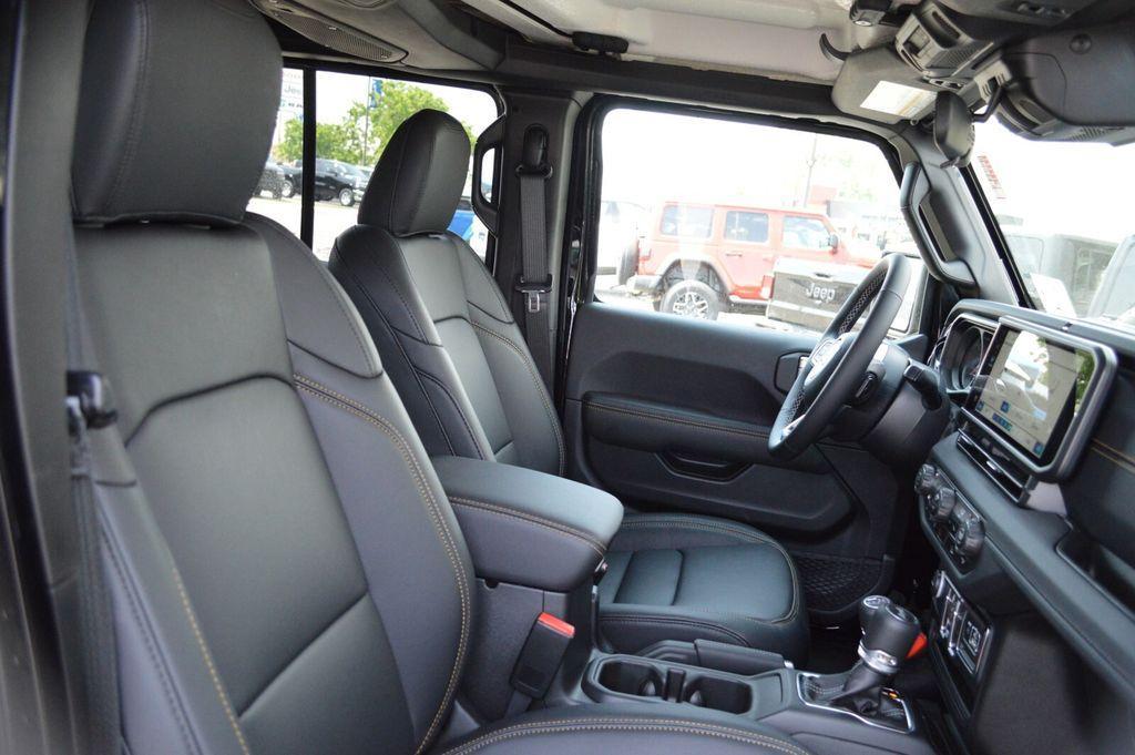 new 2025 Jeep Wrangler car, priced at $56,115