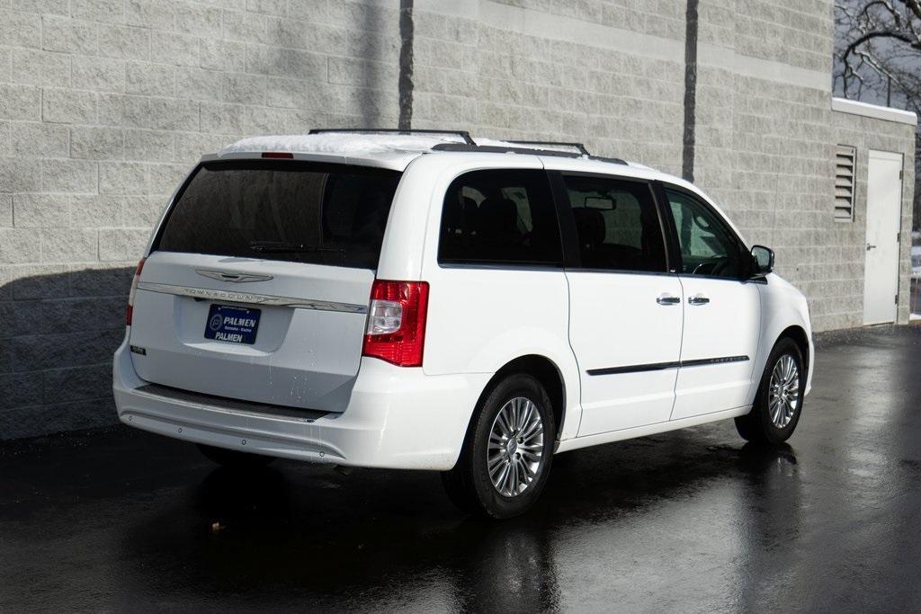 used 2014 Chrysler Town & Country car, priced at $8,989