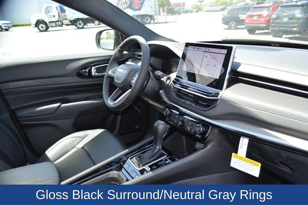 new 2025 Jeep Compass car, priced at $33,430