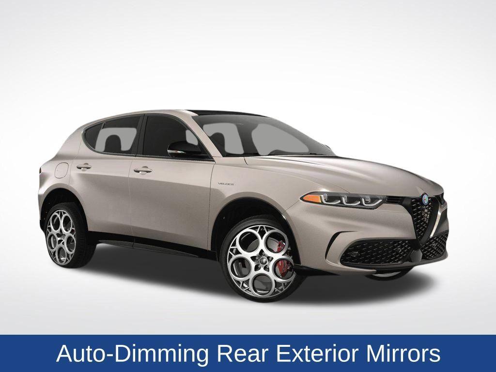 new 2024 Alfa Romeo Tonale car, priced at $46,508