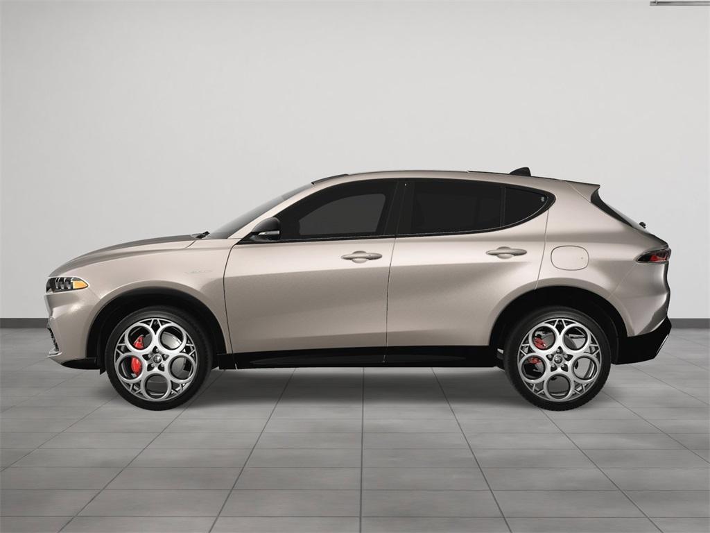 new 2024 Alfa Romeo Tonale car, priced at $52,061