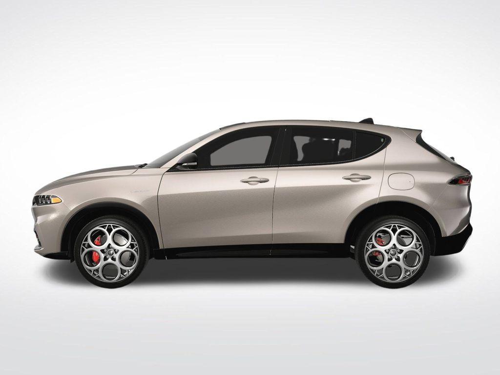 new 2024 Alfa Romeo Tonale car, priced at $52,061