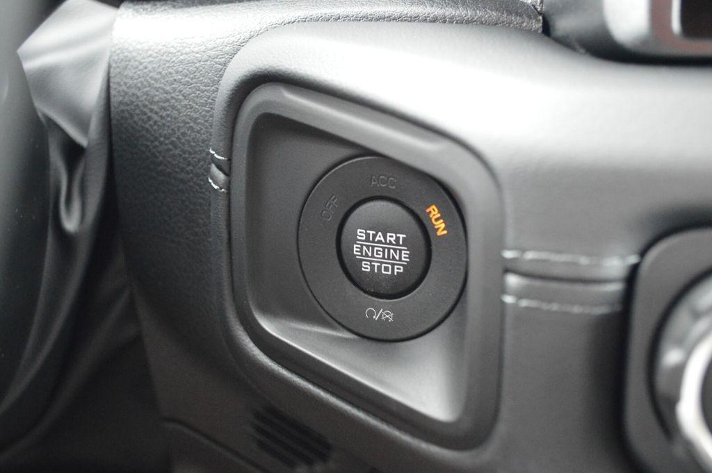 new 2025 Jeep Wrangler car, priced at $58,700