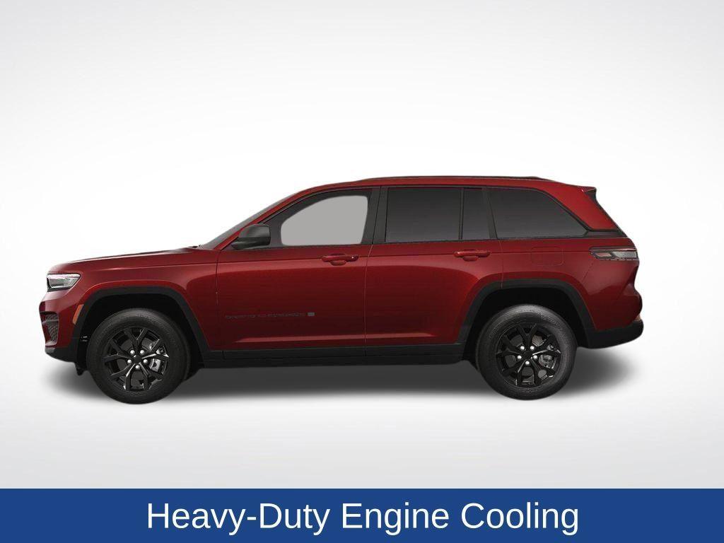 new 2025 Jeep Grand Cherokee car, priced at $46,725