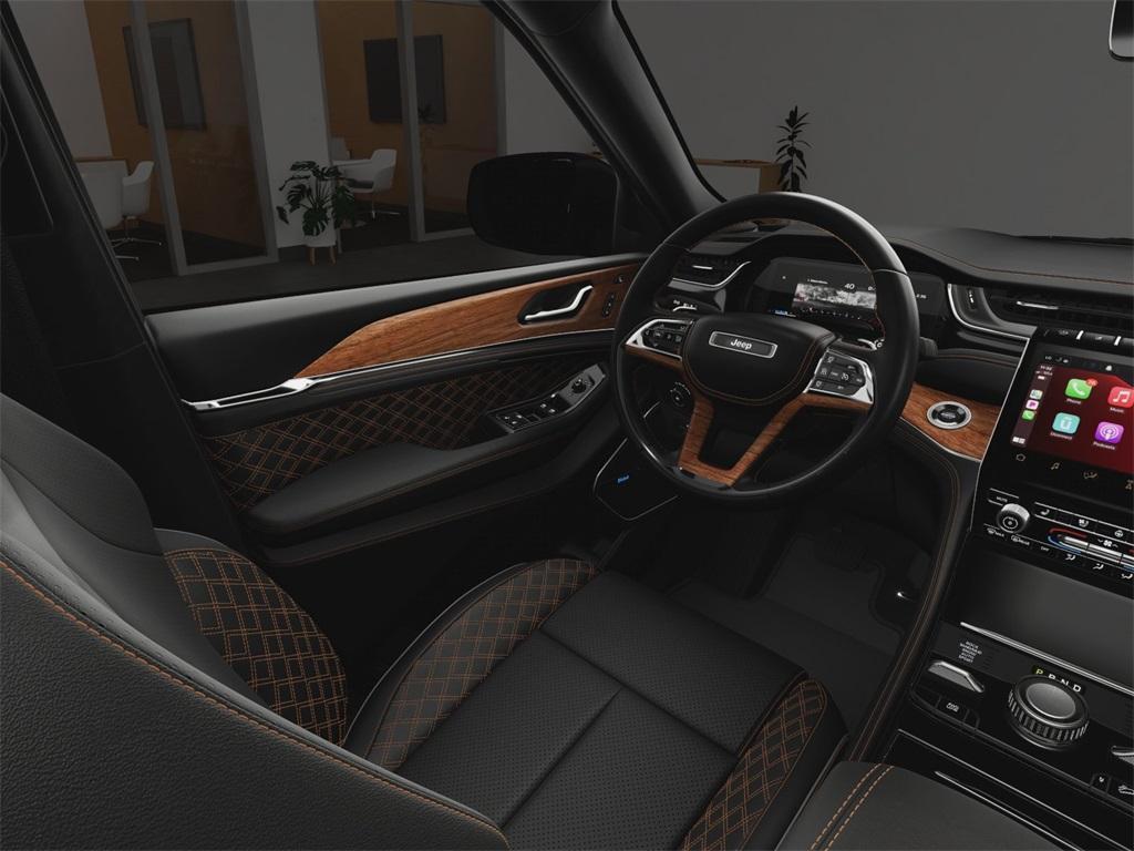 new 2025 Jeep Grand Cherokee car, priced at $70,725