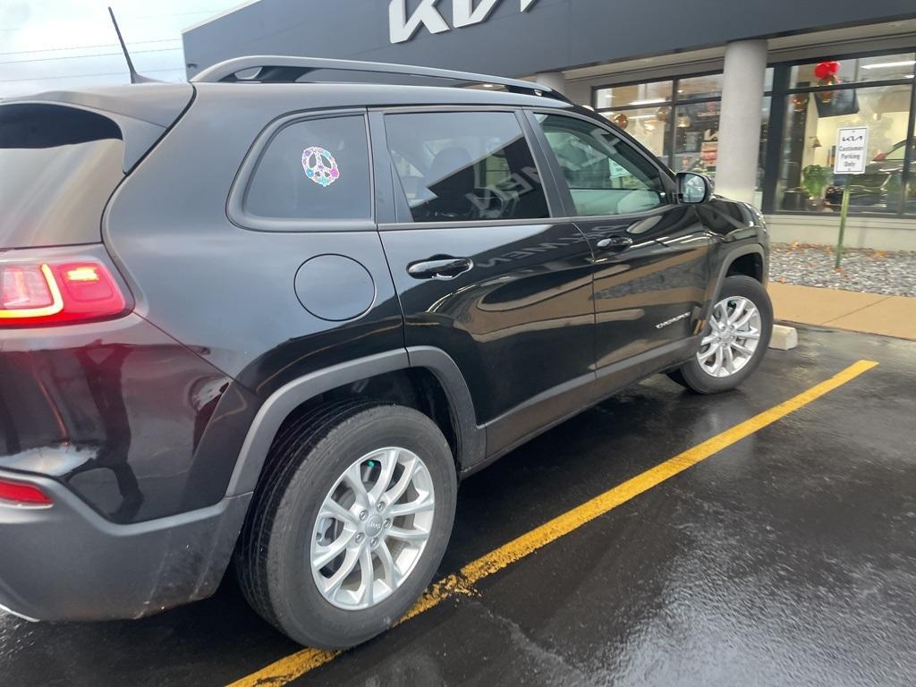 used 2022 Jeep Cherokee car, priced at $26,998