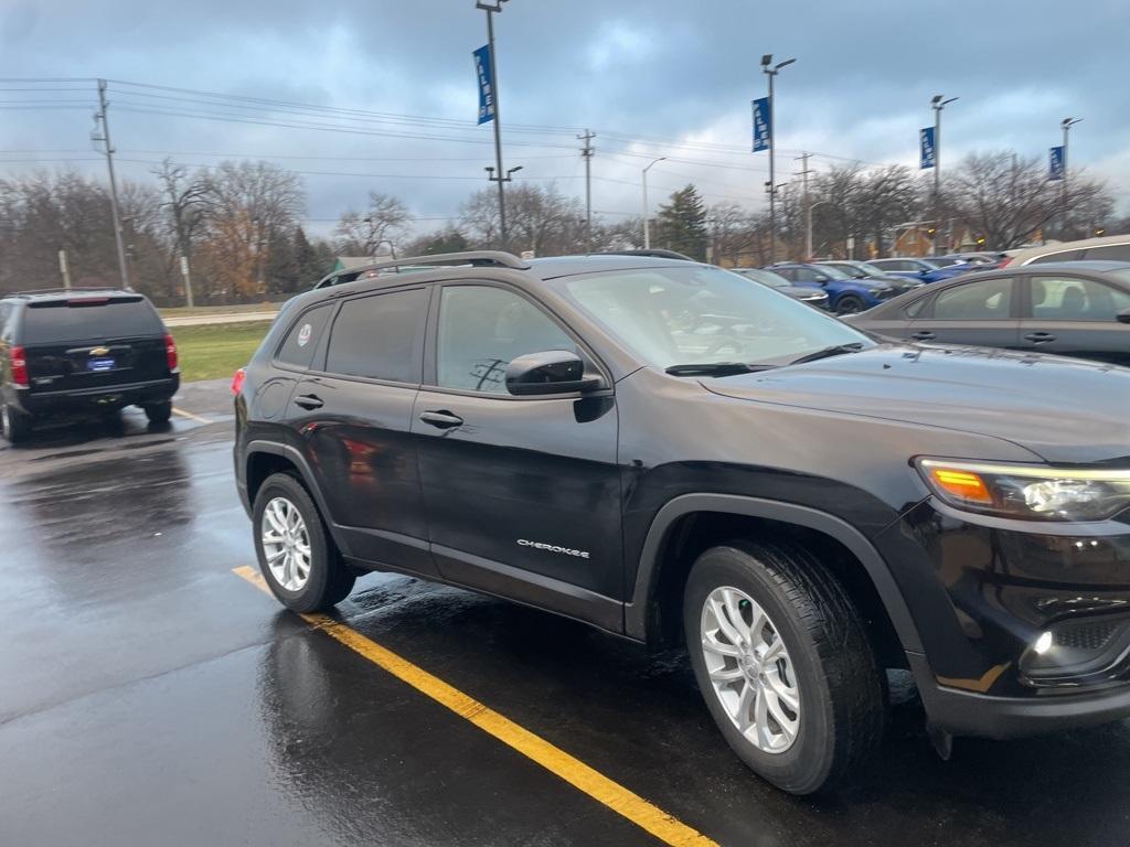 used 2022 Jeep Cherokee car, priced at $26,998