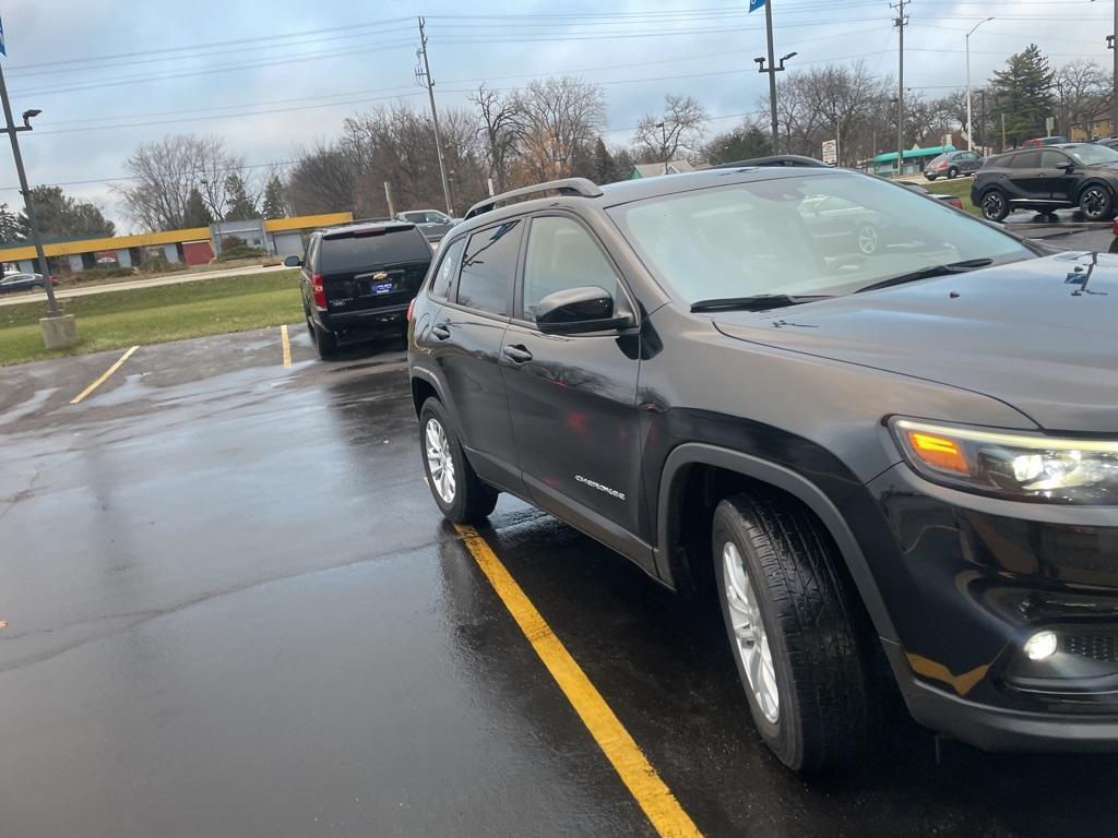 used 2022 Jeep Cherokee car, priced at $26,998