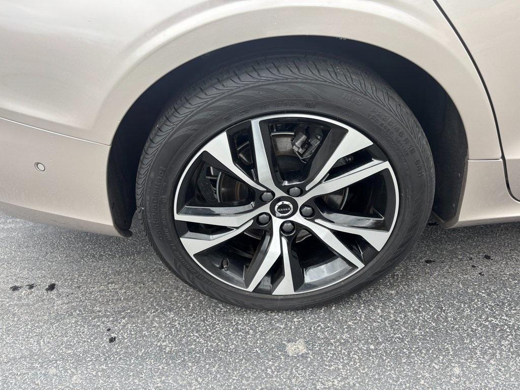 used 2023 Volvo S60 car, priced at $29,333