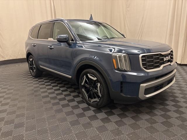 used 2023 Kia Telluride car, priced at $34,594