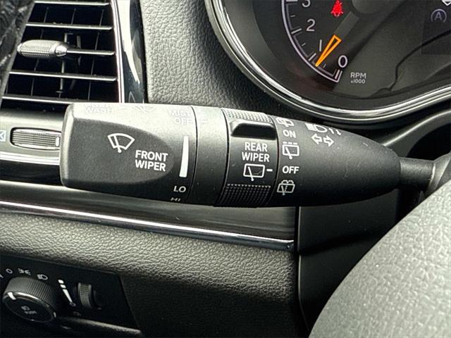 used 2021 Jeep Grand Cherokee car, priced at $34,713