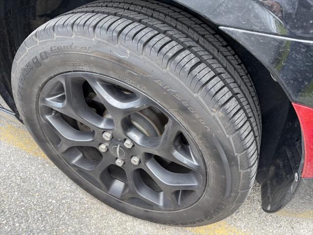 used 2020 Chrysler 300 car, priced at $17,736