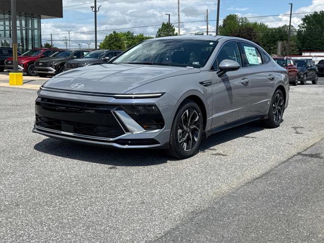 new 2025 Hyundai Sonata car, priced at $31,513