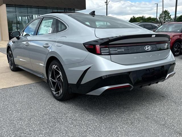 new 2025 Hyundai Sonata car, priced at $33,048