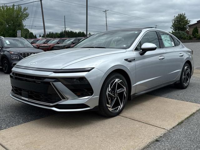 new 2025 Hyundai Sonata car, priced at $33,048