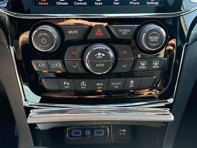 used 2022 Jeep Grand Cherokee car, priced at $30,765