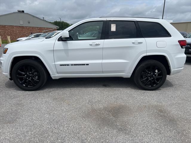 used 2022 Jeep Grand Cherokee car, priced at $30,861