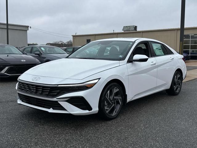 new 2025 Hyundai Elantra car, priced at $31,555