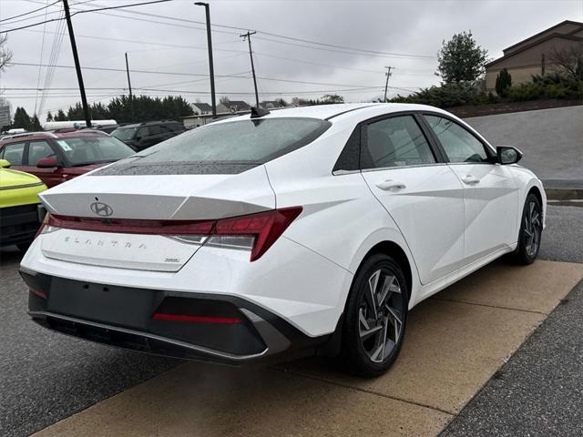 new 2025 Hyundai Elantra car, priced at $31,555