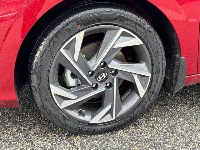 new 2025 Hyundai Elantra car, priced at $29,235