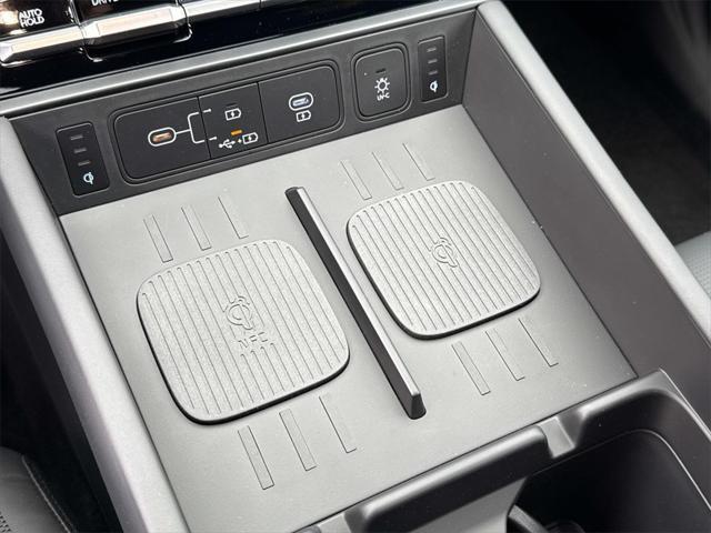new 2025 Hyundai SANTA FE HEV car, priced at $52,635