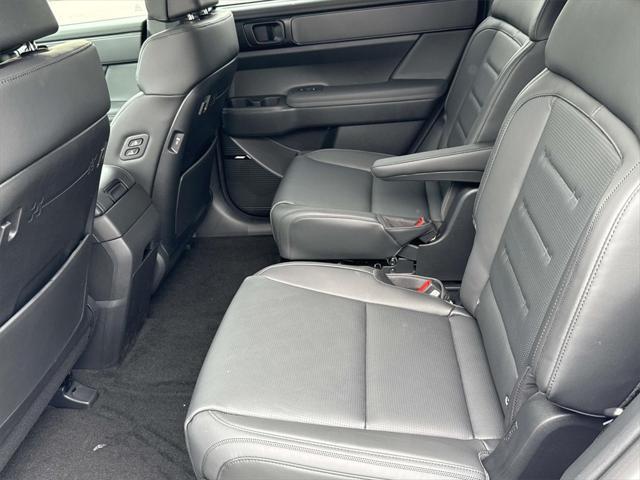 new 2025 Hyundai SANTA FE HEV car, priced at $52,635