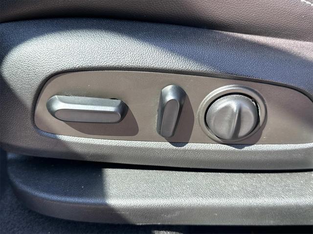 used 2021 Chevrolet Equinox car, priced at $22,993