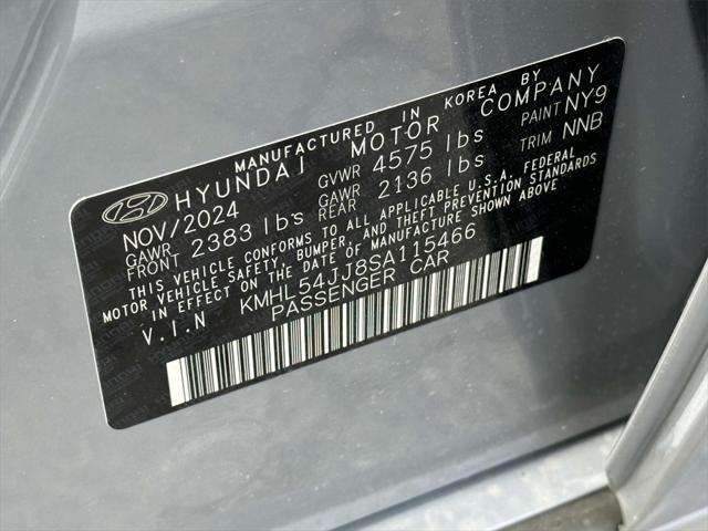 new 2025 Hyundai Sonata Hybrid car, priced at $39,385