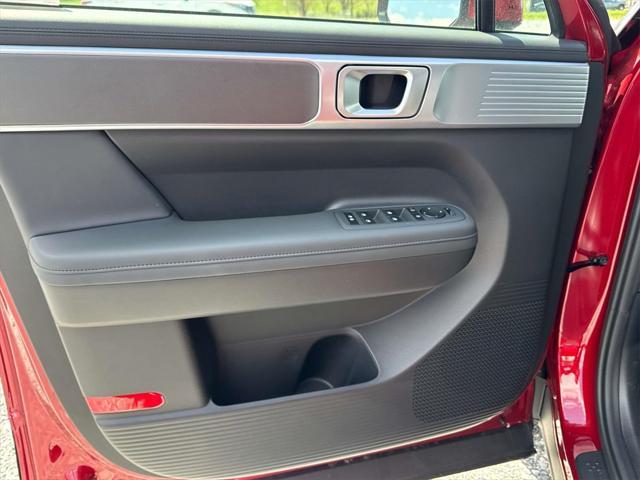 new 2025 Hyundai Santa Fe car, priced at $41,749