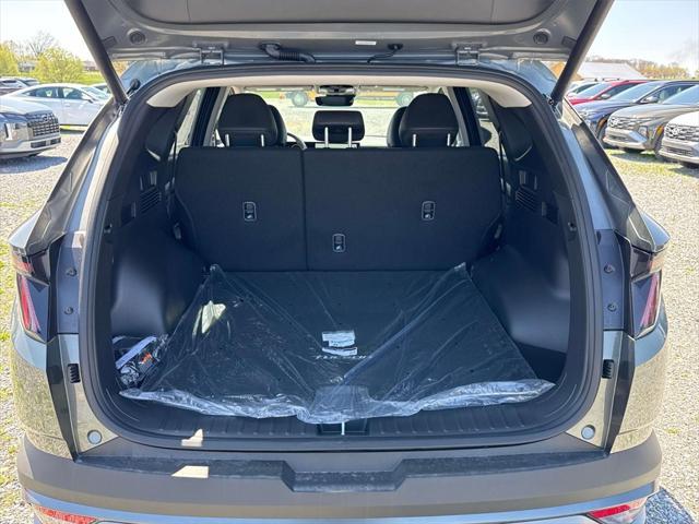 new 2025 Hyundai TUCSON Hybrid car, priced at $38,340