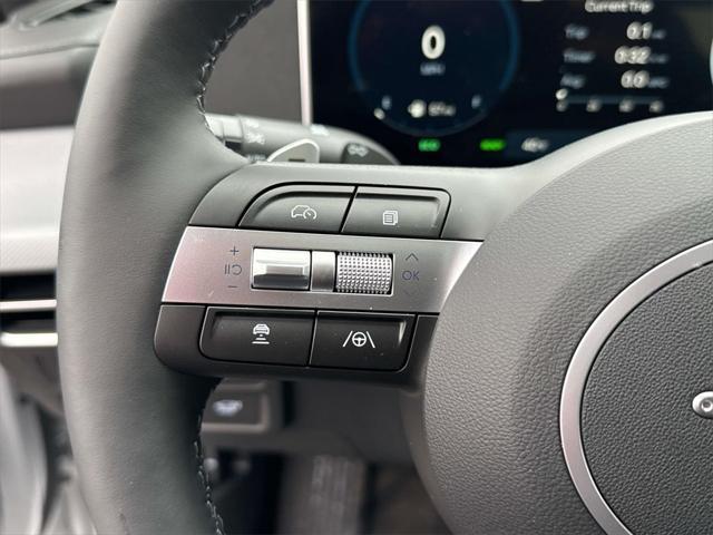 new 2025 Hyundai Sonata Hybrid car, priced at $39,375