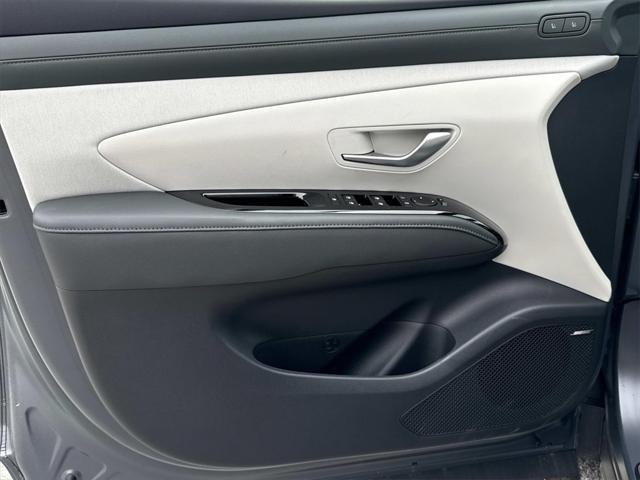 new 2025 Hyundai Tucson car, priced at $42,725