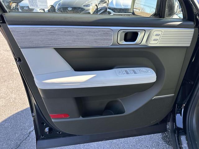 new 2025 Hyundai SANTA FE HEV car, priced at $50,895