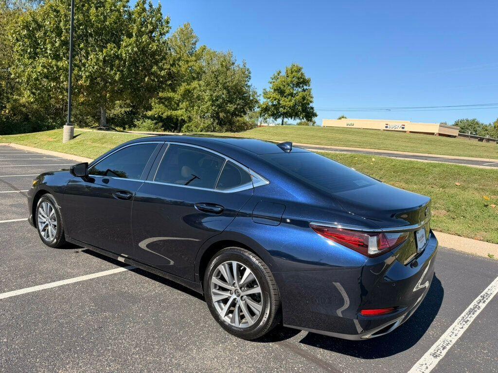 used 2021 Lexus ES 350 car, priced at $27,998