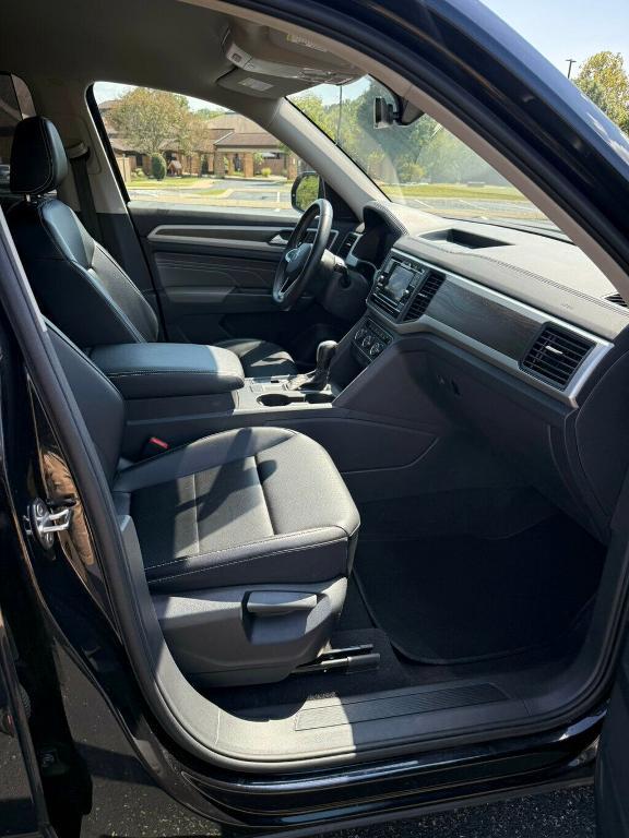used 2022 Volkswagen Atlas car, priced at $25,998