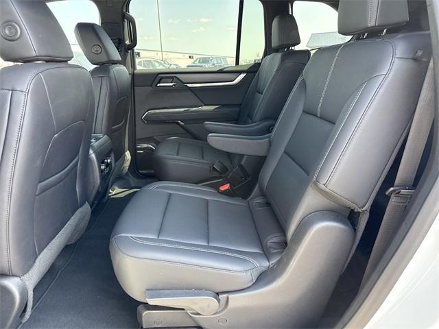 used 2024 GMC Acadia car, priced at $41,500