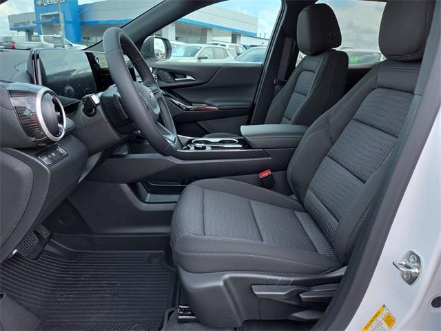 new 2026 Chevrolet Equinox car, priced at $29,905