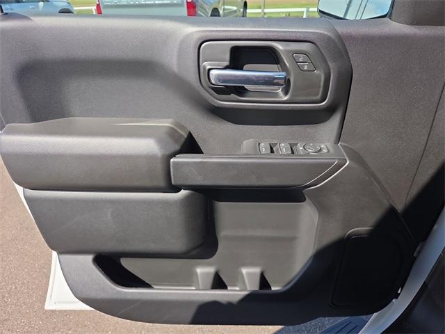 new 2026 Chevrolet Silverado 1500 car, priced at $40,060