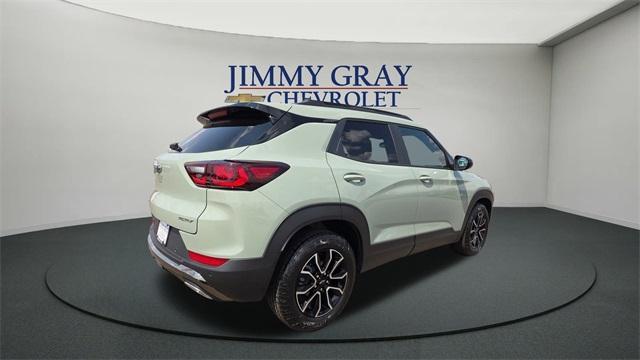 new 2026 Chevrolet TrailBlazer car, priced at $32,335
