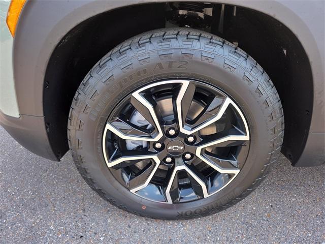 new 2026 Chevrolet TrailBlazer car, priced at $32,335