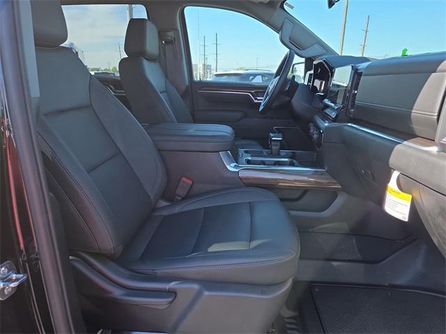 new 2025 Chevrolet Silverado 1500 car, priced at $46,980