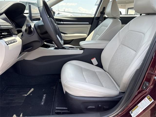 used 2023 Nissan Altima car, priced at $24,000