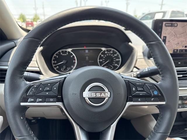 used 2023 Nissan Altima car, priced at $24,000