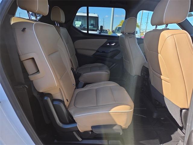 used 2023 Chevrolet Traverse car, priced at $33,500