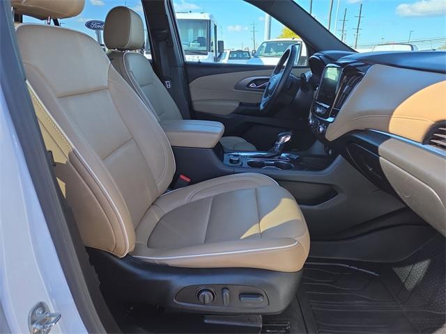 used 2023 Chevrolet Traverse car, priced at $33,500