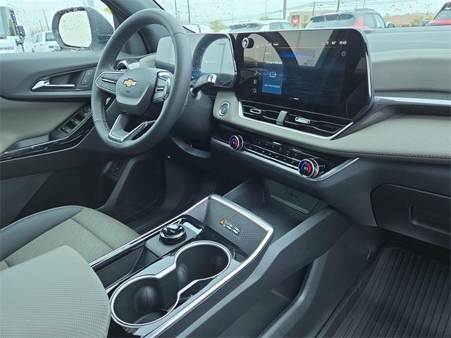 new 2026 Chevrolet Equinox car, priced at $33,323