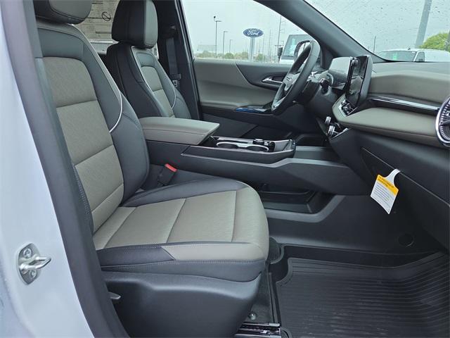 new 2026 Chevrolet Equinox car, priced at $33,323