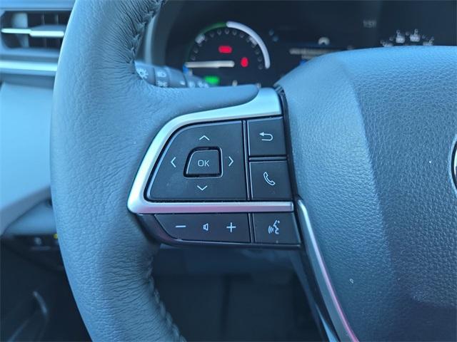 used 2025 Toyota Sienna car, priced at $46,500